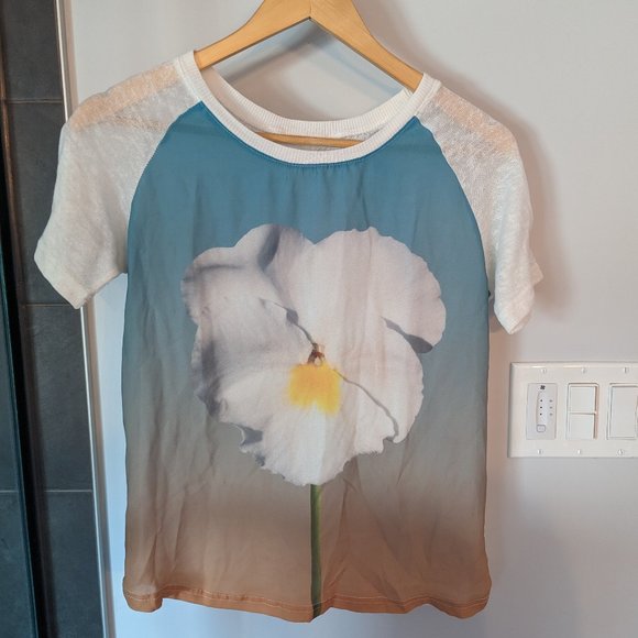 Cute Flower T Shirt - Picture 1 of 2